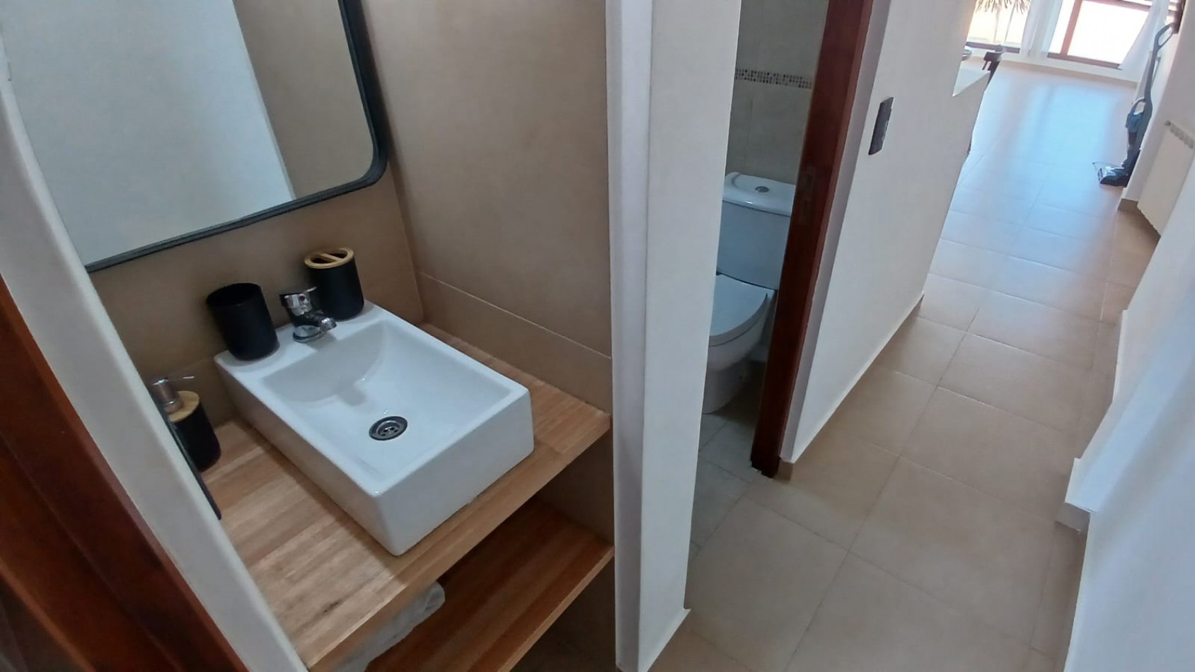 EN VENTA MODERNO DEPARTAMENTO A ESTRENAR EN VILLA GESELL- 149 Y PLAYA " GRAN OPORTUNIDAD"