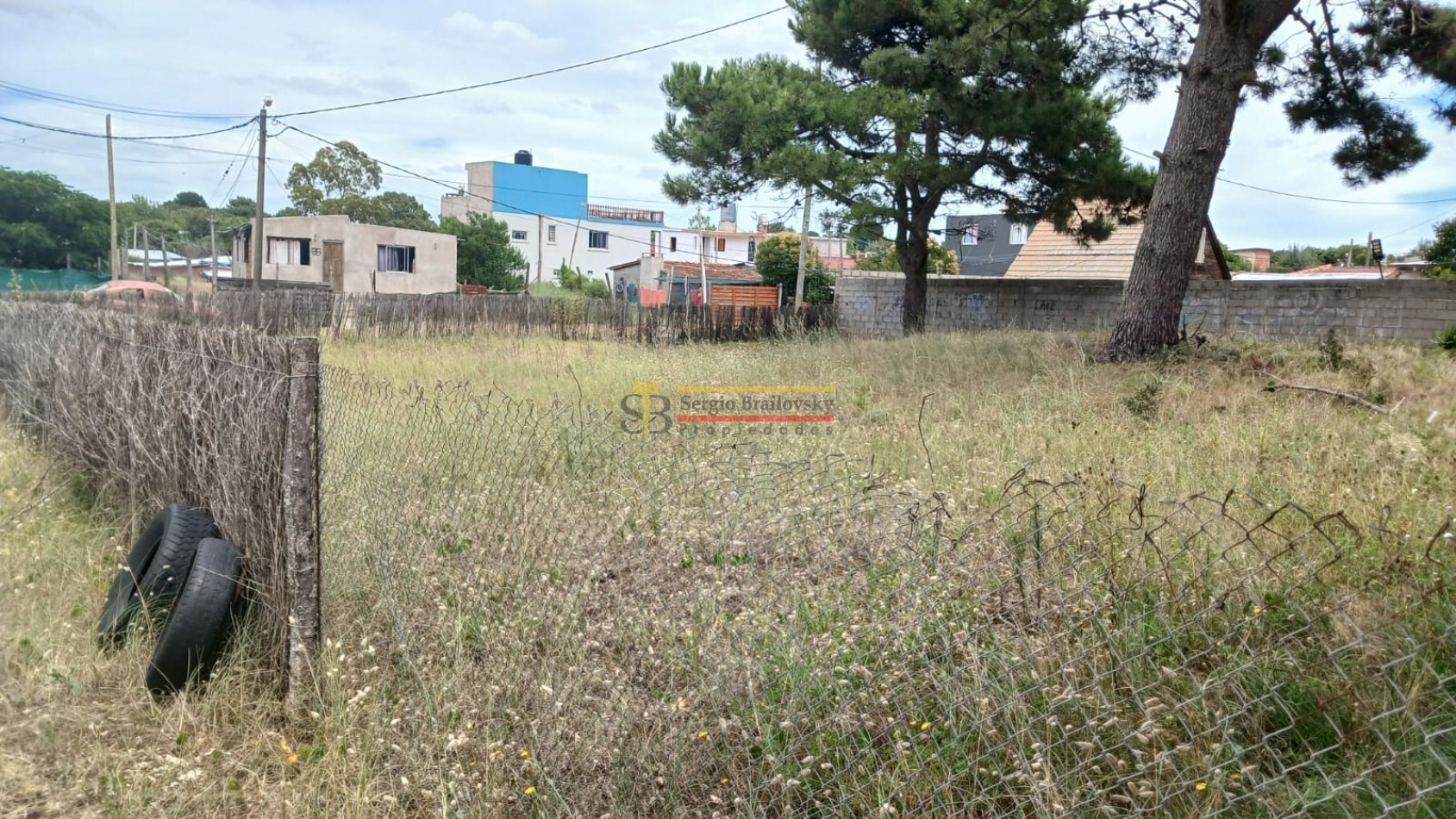 GRAN LOTE EN VENTA EN VILLA GESELL- MULTIPLES POSIBILIDADES