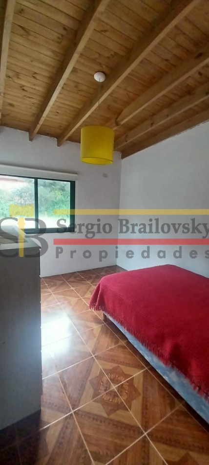 Alquiler Temporal en Mar Azul hasta 5 personas - Casa de 3 Ambientes con Amplio Parque