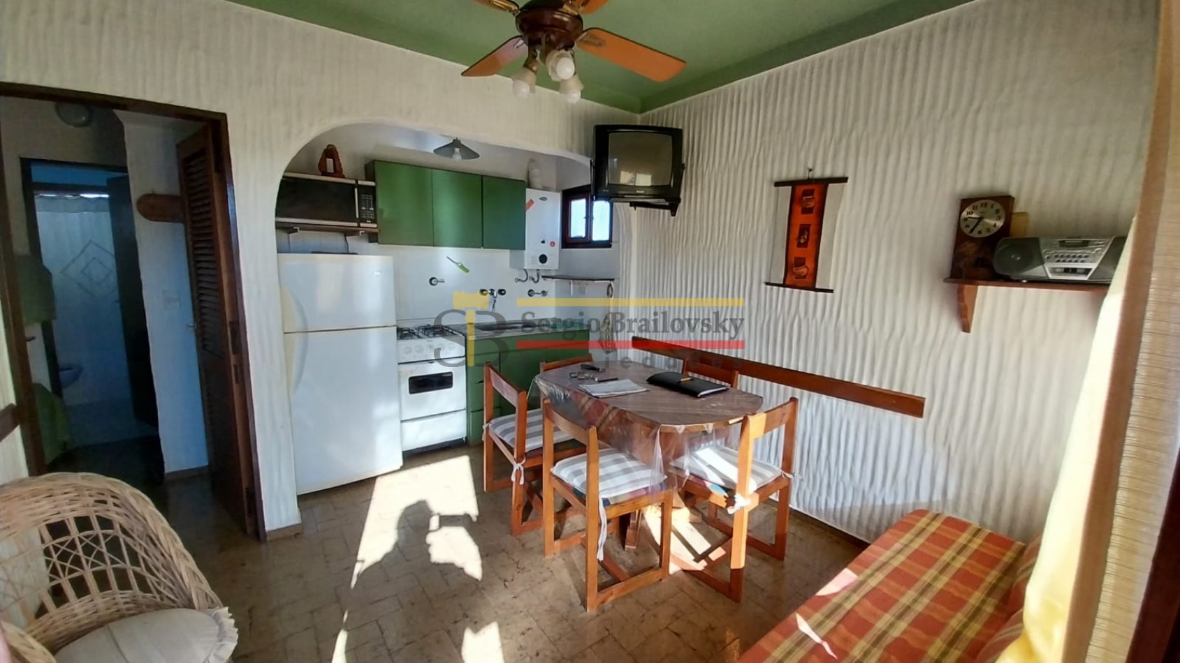 DPTO EN ALQUILER VILLA GESELL PARA 4 PERSONAS ZONA SUR