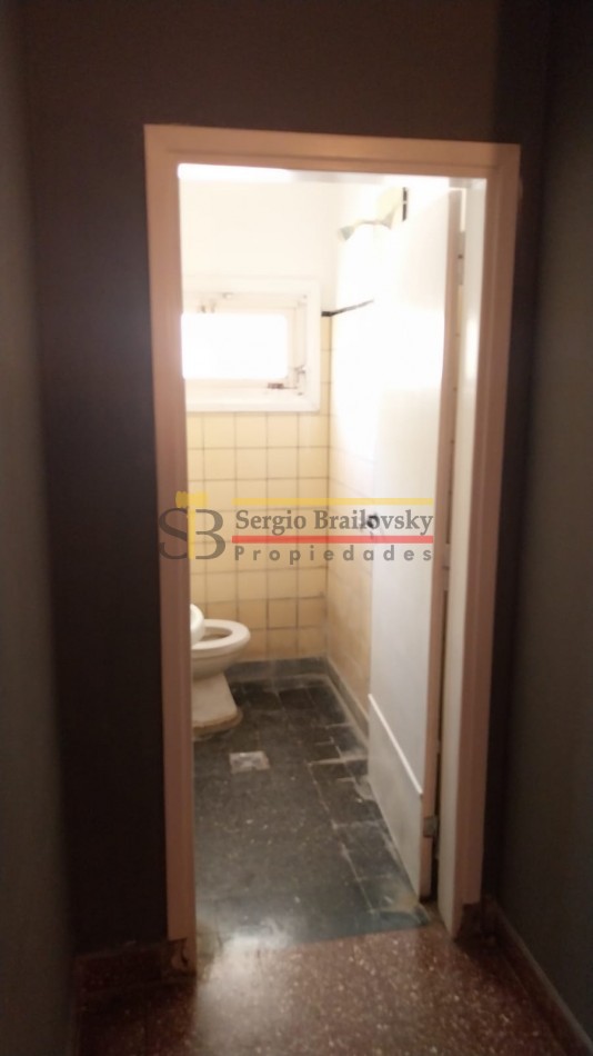 Se Vende Casa de dos plantas mas local comercial en Gral. Madariaga