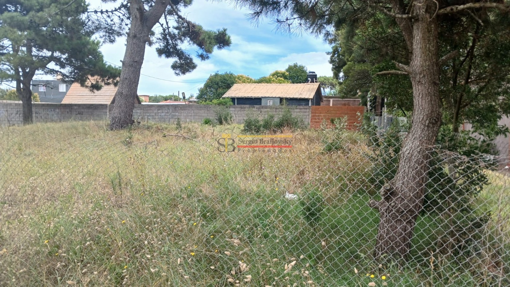 GRAN LOTE EN VENTA EN VILLA GESELL- MULTIPLES POSIBILIDADES