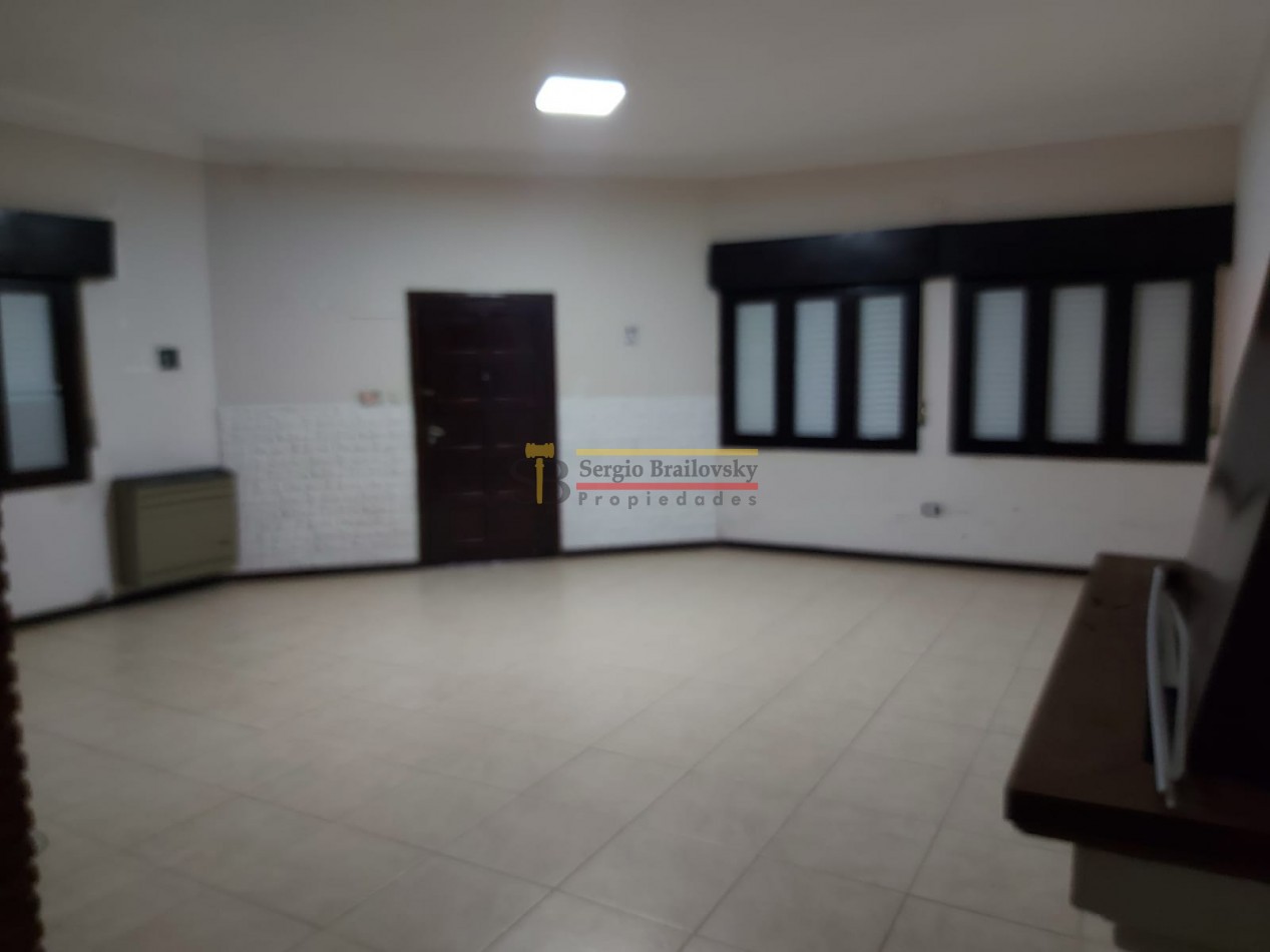 OPORTUNIDAD SE VENDE CASA DE 5 AMBIENTES EN GRAL. MADARIAGA APTO CREDITO!