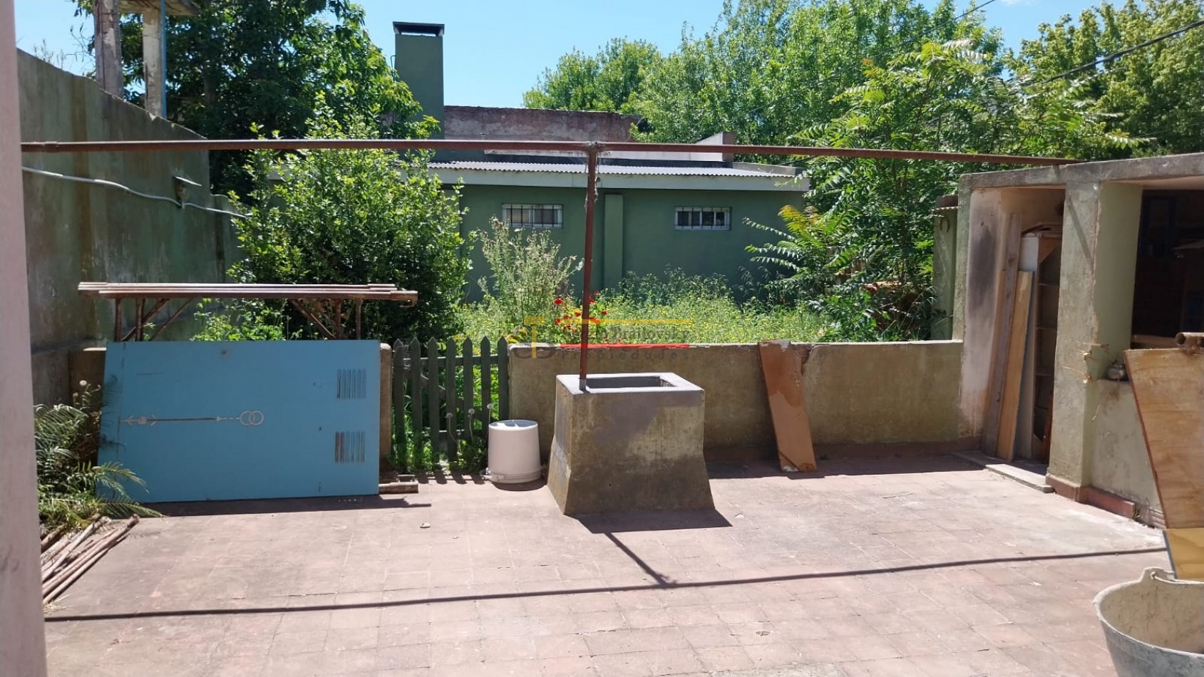 Se Vende Casa de dos plantas mas local comercial en Gral. Madariaga