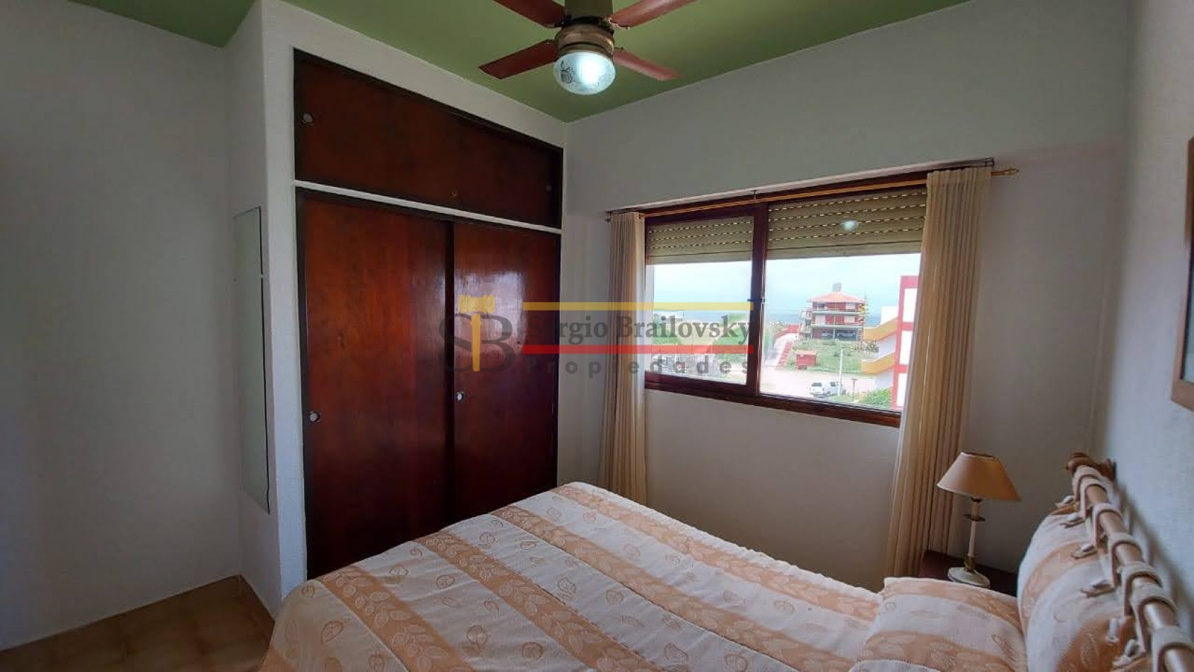 DEPARTAMENTO EN VENTA CON VISTA AL MAR PARA 4 PERSONAS u.f 5