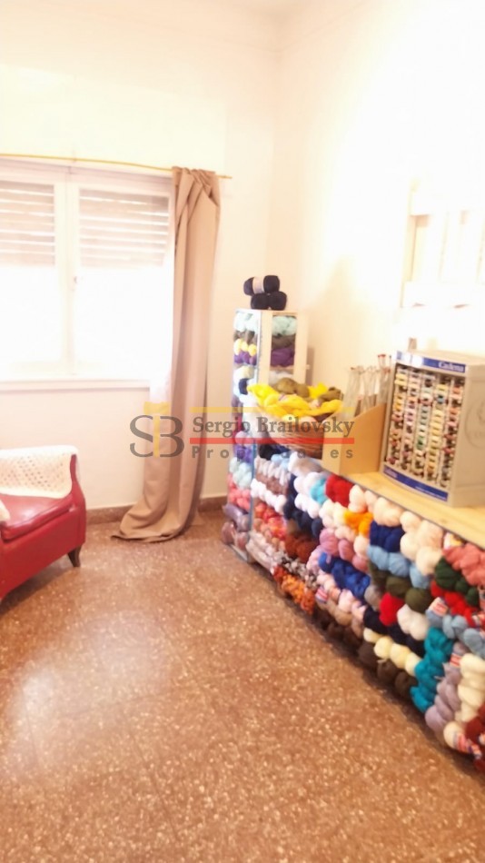 Se Vende Casa de dos plantas mas local comercial en Gral. Madariaga