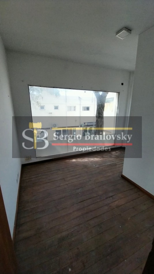 SE VENDE  LOCAL COMERCIAL EN OSTENDE 
