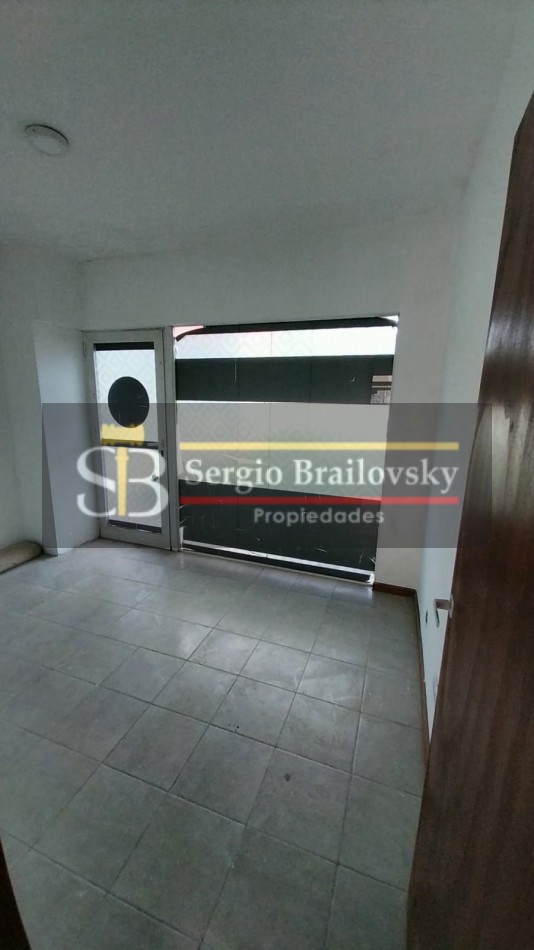 SE VENDE  LOCAL COMERCIAL EN OSTENDE 