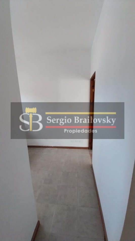 SE VENDE  LOCAL COMERCIAL EN OSTENDE 