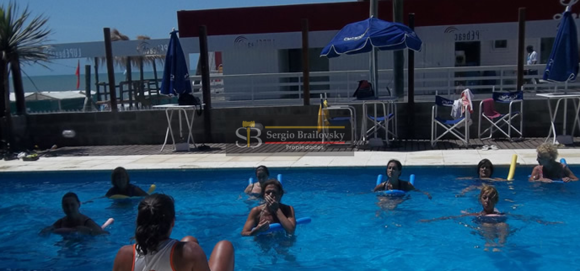 VENTA  DE FONDO DE COMERCIO BALNEARIO MAS DEPARTAMENTO EN VILLA GESELL