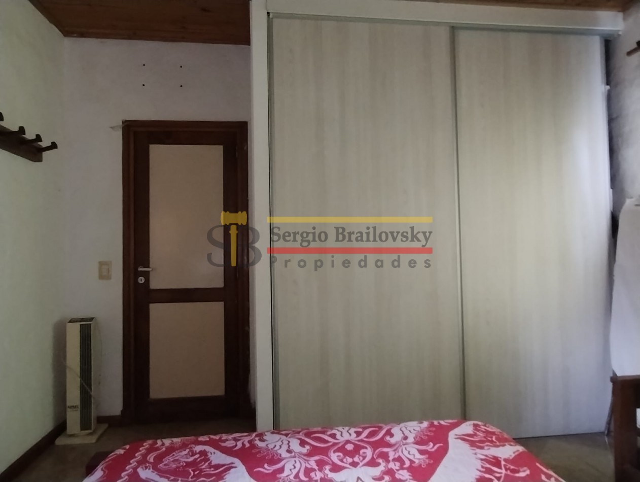 Casa con galpon en Ostende. Ubicado en esquina estrategica de la ciudad