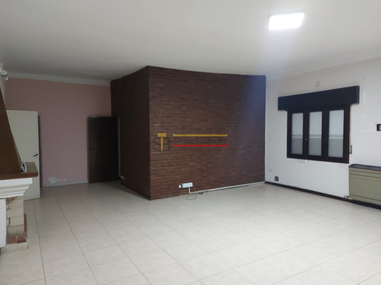 OPORTUNIDAD SE VENDE CASA DE 5 AMBIENTES EN GRAL. MADARIAGA APTO CREDITO!
