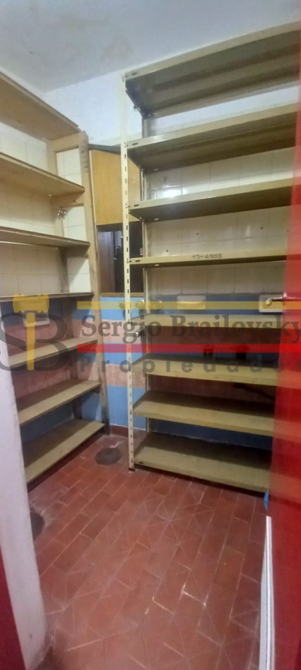 Local en alquiler anual - Zona sur de Villa Gesell, Av. 3