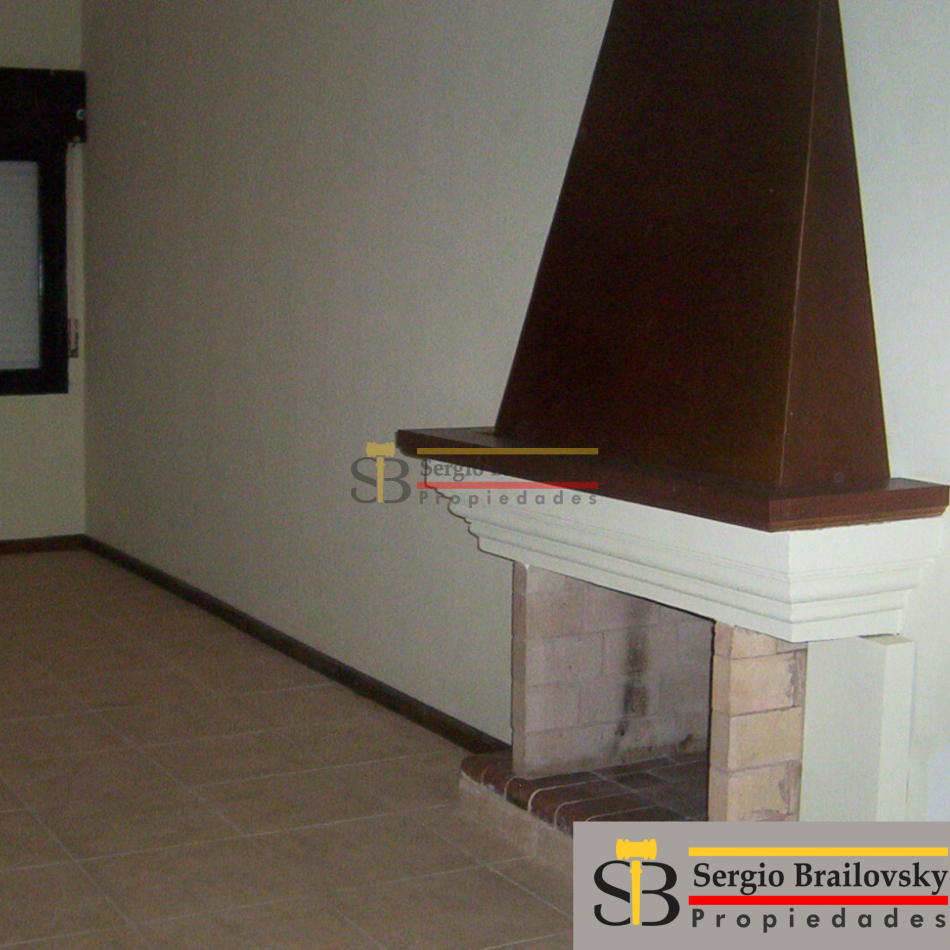 OPORTUNIDAD SE VENDE CASA DE 5 AMBIENTES EN GRAL. MADARIAGA APTO CREDITO!