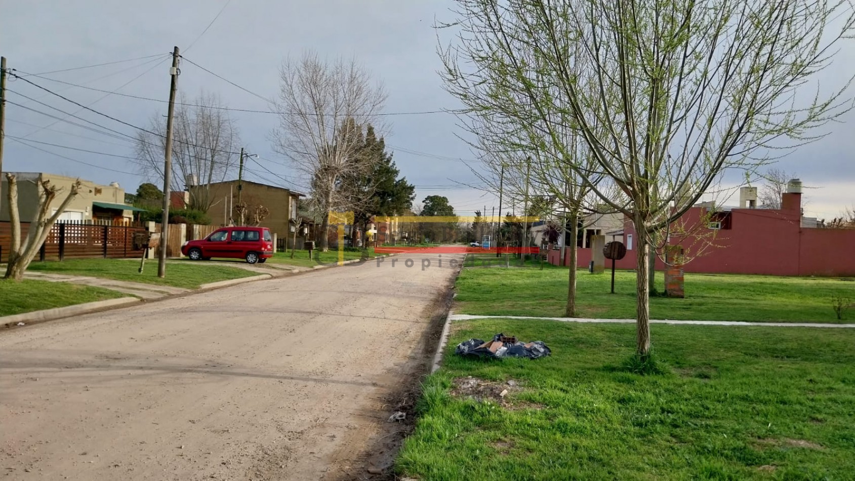 SE VENDE EXCELENTE LOTE EN MADARIAGA, OPORTUNIDAD!