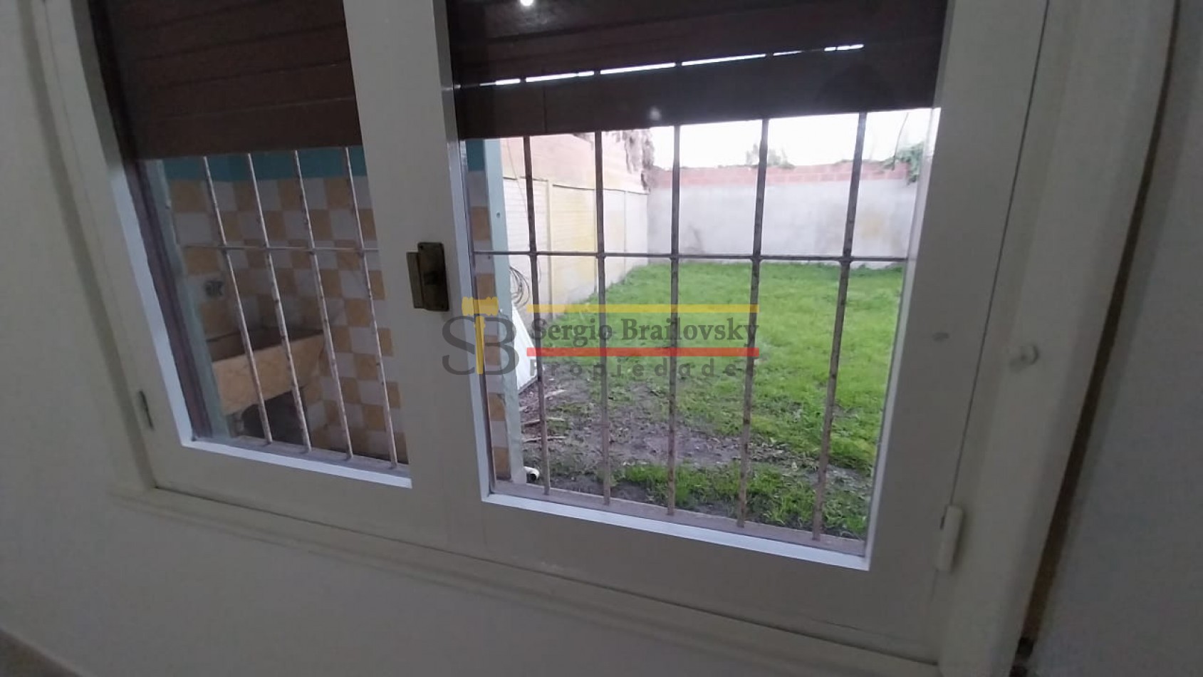 SE VENDE CASA DE 3 AMBIENTES EN MADARIAGA- APTA CREDITO!