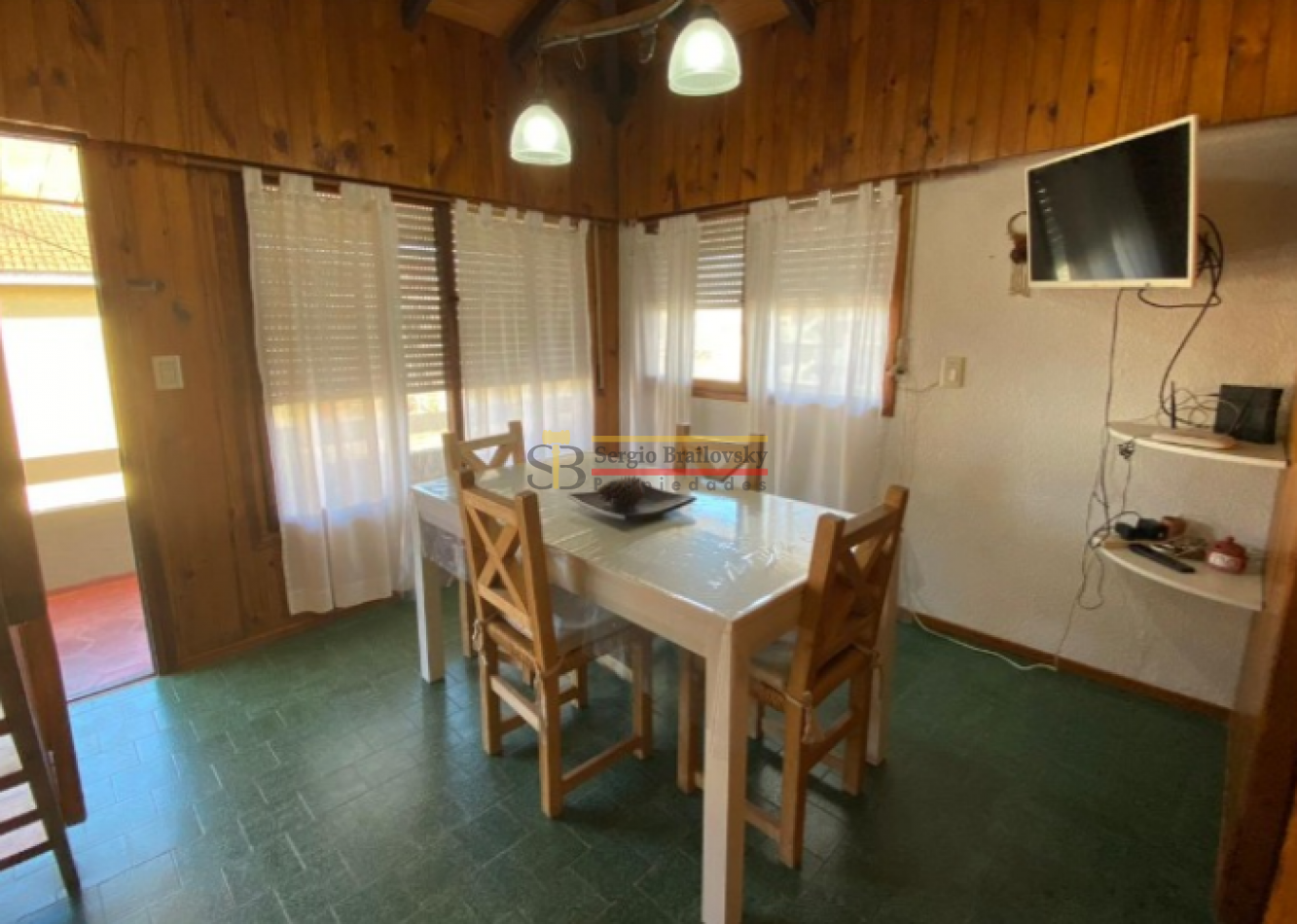 SE VENDE DEPARTAMENTO 2 AMBIENTES EN VILLA GESELL
