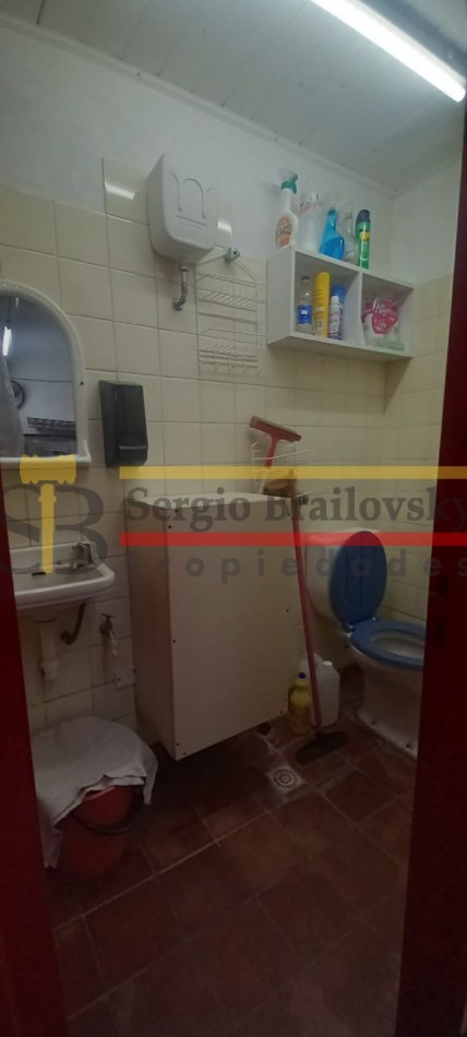 Local en alquiler anual - Zona sur de Villa Gesell, Av. 3