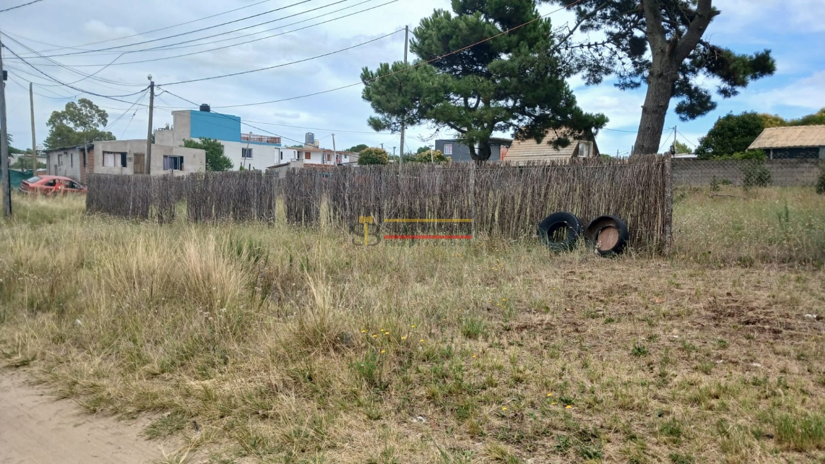 GRAN LOTE EN VENTA EN VILLA GESELL- MULTIPLES POSIBILIDADES