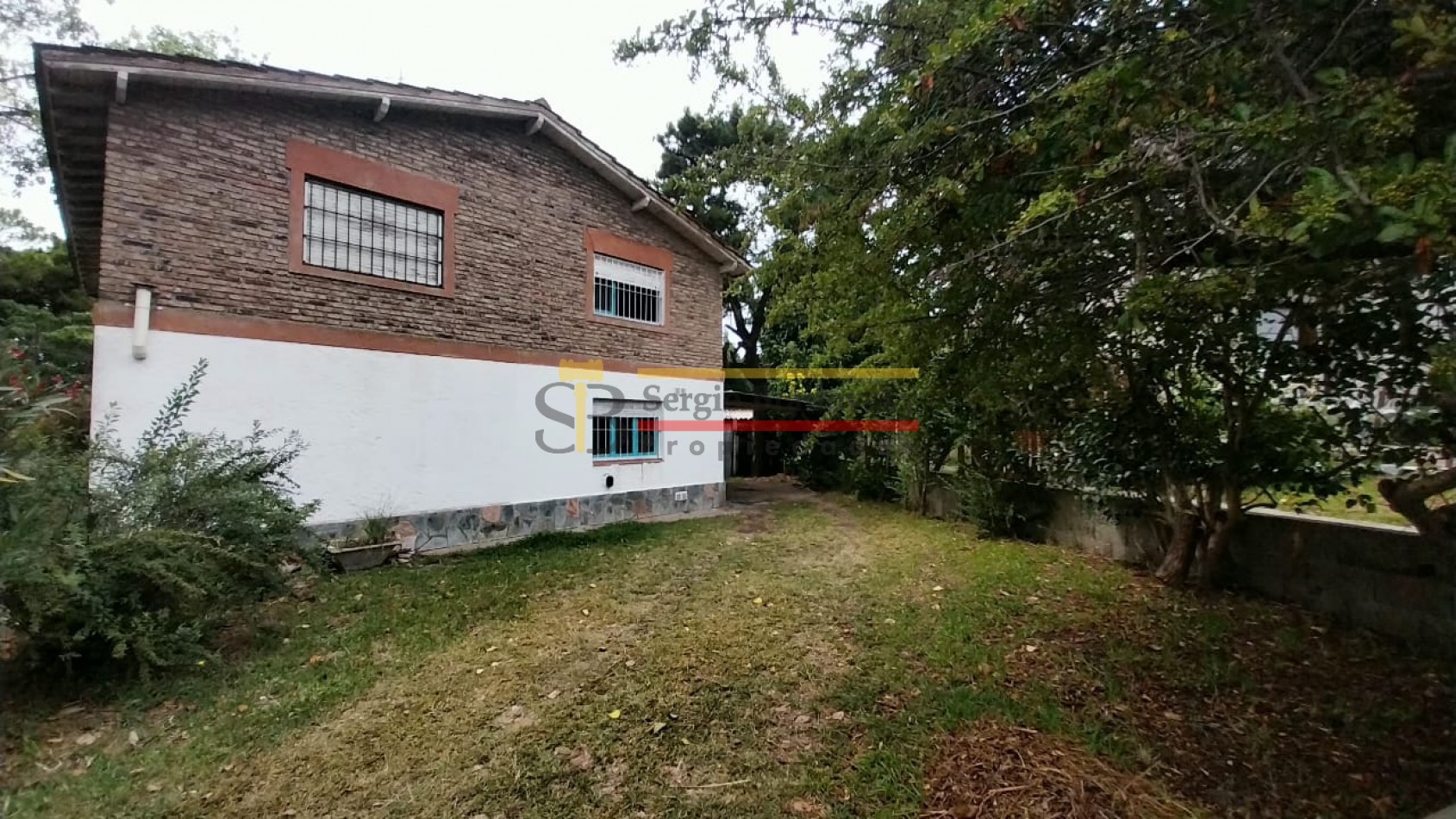 DUPLEX 3 ABIENTES EN ZONA SUR DE VILLA GESELL