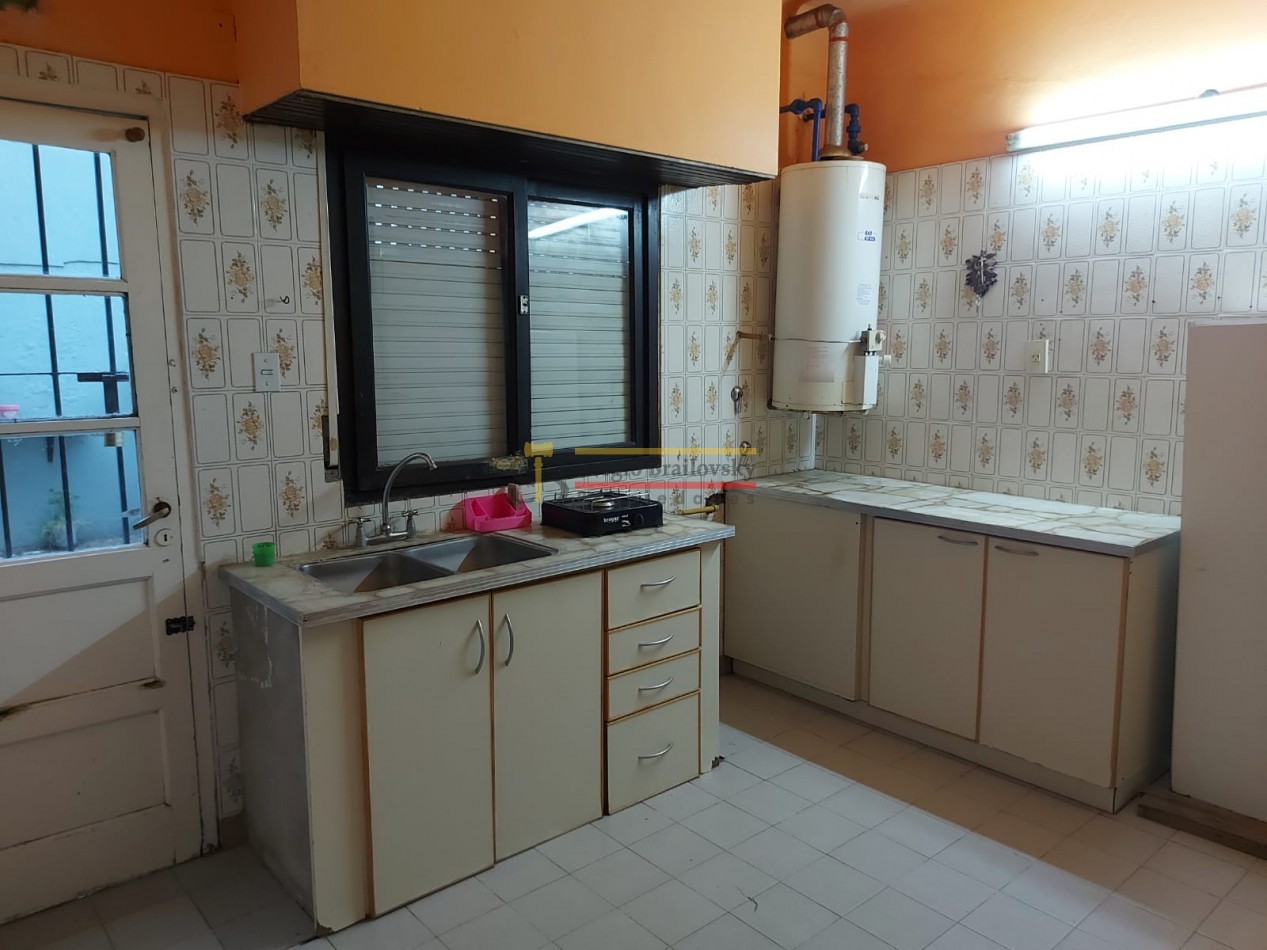 OPORTUNIDAD SE VENDE CASA DE 5 AMBIENTES EN GRAL. MADARIAGA APTO CREDITO!