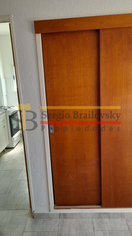 ALQUILER TEMPORAL  DEPARTAMENTO U.F. 10- MONOAMBIENTE PARA 4 PERSONAS - GESELL CENTRO