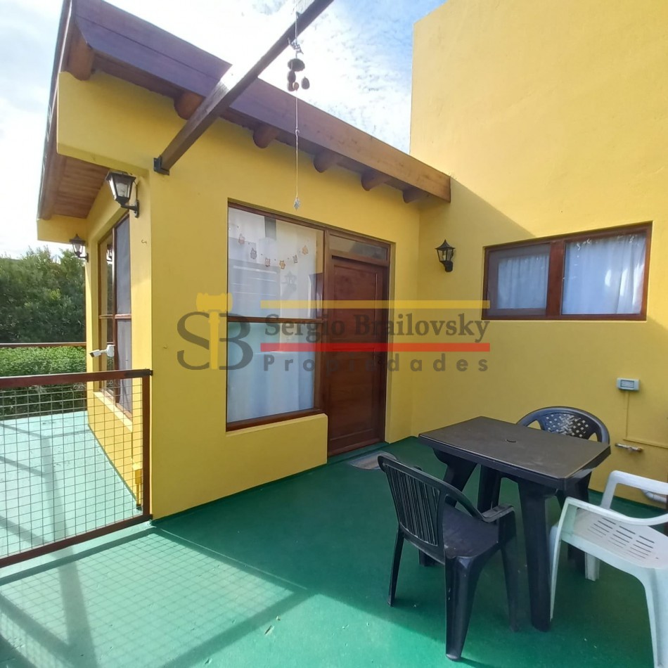 SE VENDE COMPLEJO DE CUATRO CABAÑAS EN MAR AZUL
