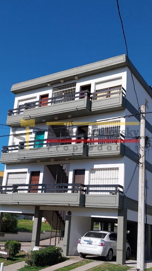 DEPARTAMENTO EN VENTA CON VISTA AL MAR PARA 4 PERSONAS u.f 5