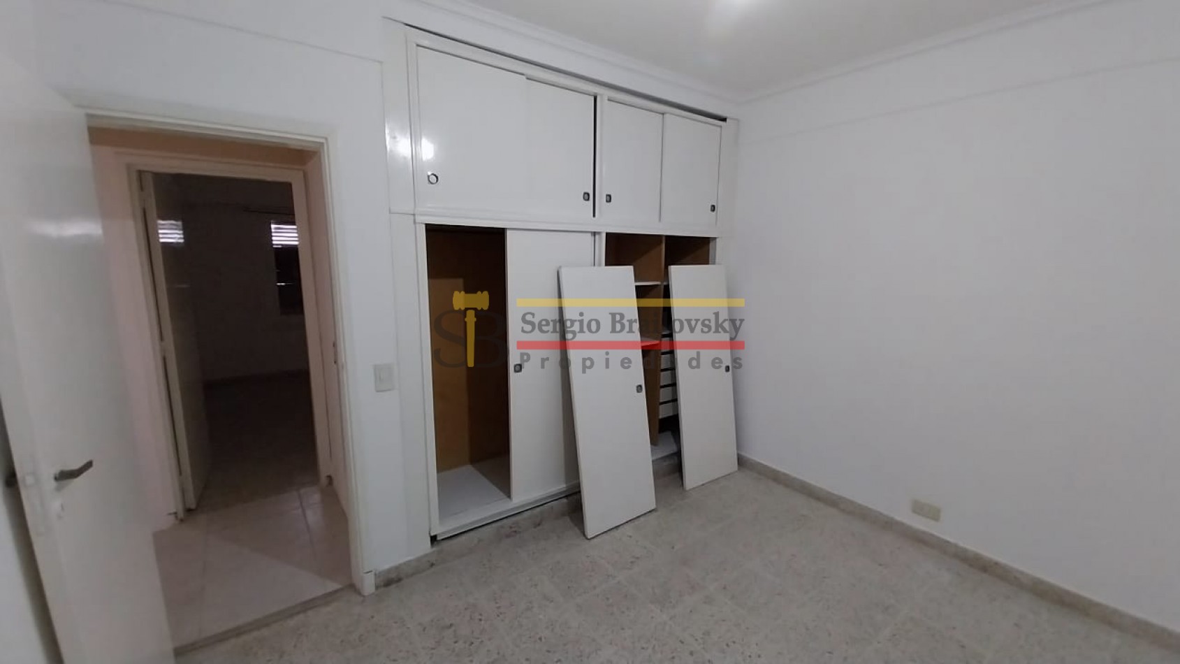 SE VENDE CASA DE 3 AMBIENTES EN MADARIAGA- APTA CREDITO!