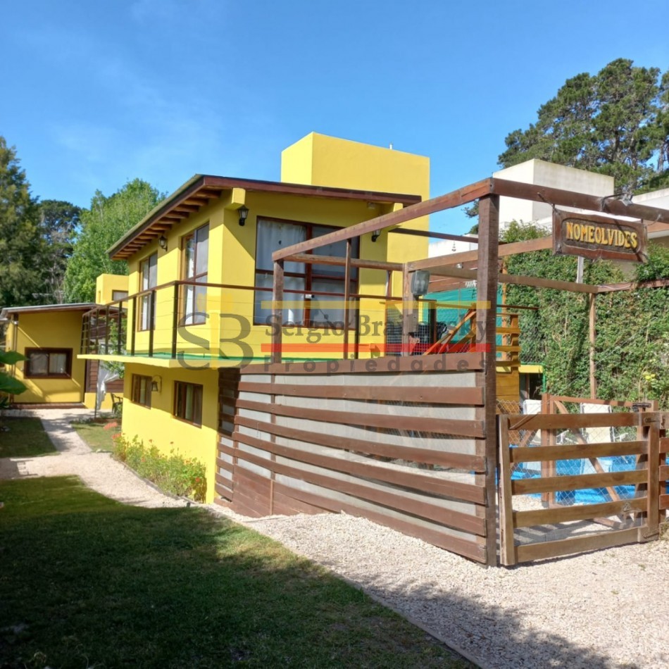 SE VENDE COMPLEJO DE CUATRO CABAÑAS EN MAR AZUL