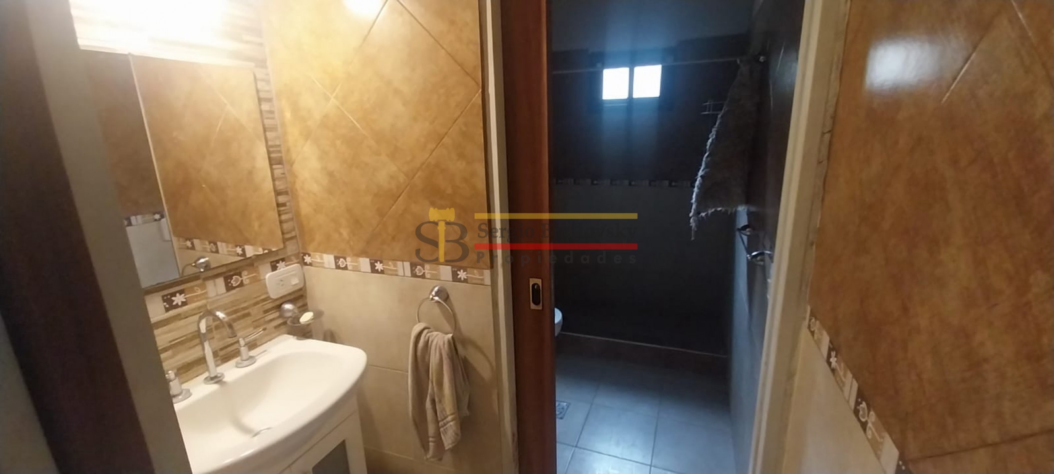 Alquiler Temporal en Mar Azul hasta 5 personas - Casa de 3 Ambientes con Amplio Parque