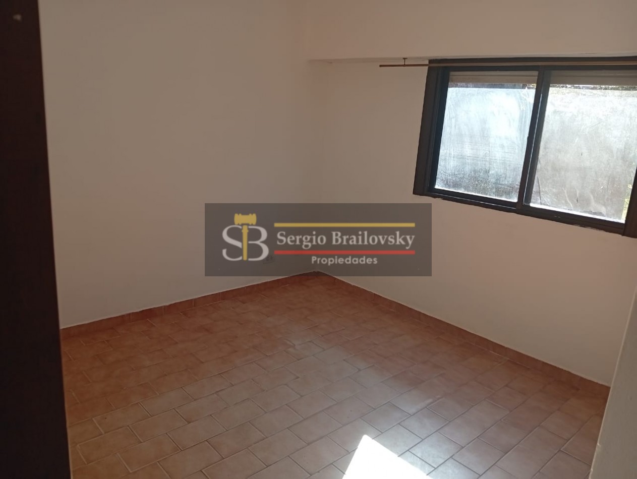 ALQUILER ANUAL EN VILLA GESELL CASA 4 AMBIENTES