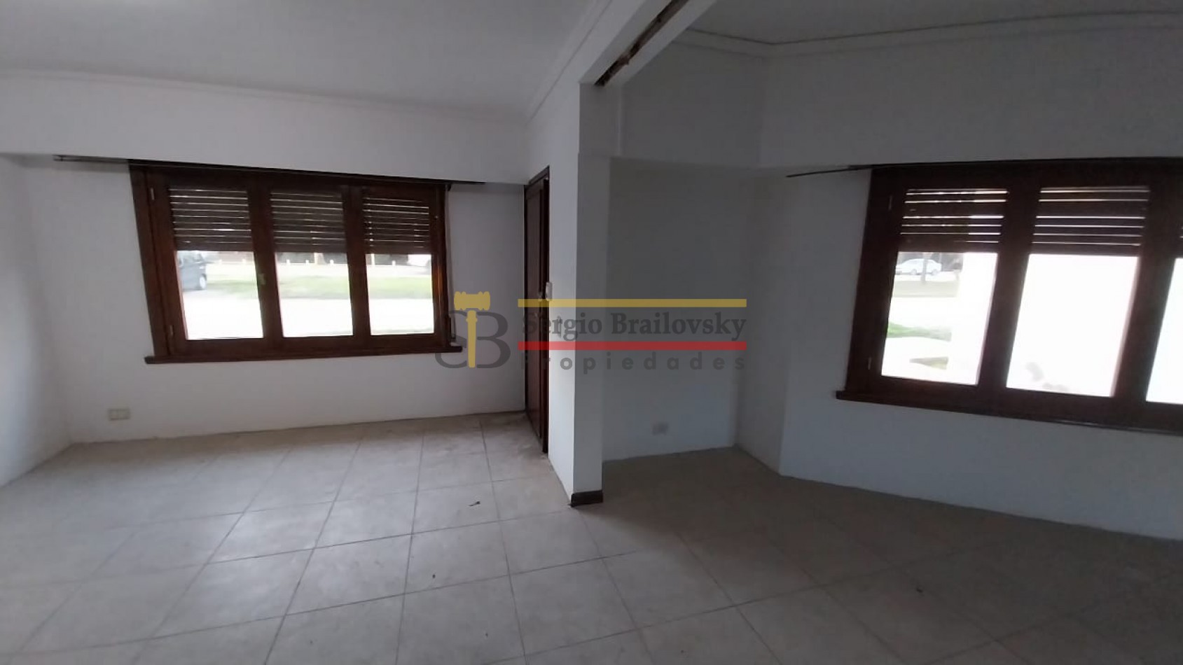 SE VENDE CASA DE 3 AMBIENTES EN MADARIAGA- APTA CREDITO!