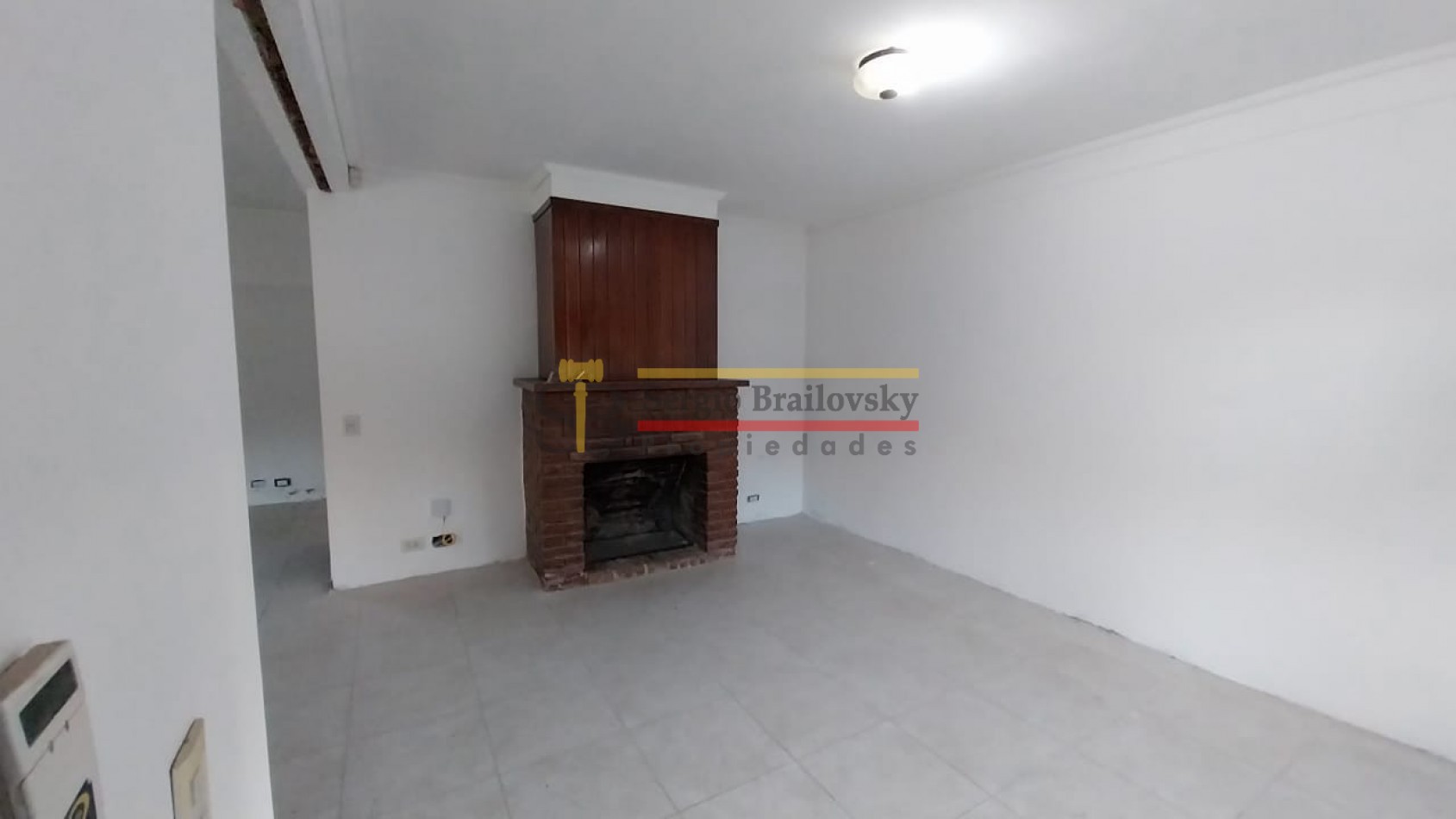 SE VENDE CASA DE 3 AMBIENTES EN MADARIAGA- APTA CREDITO!