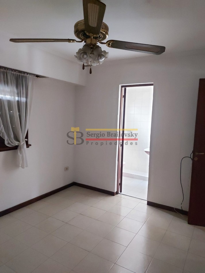 OPORTUNIDAD SE VENDE CASA DE 5 AMBIENTES EN GRAL. MADARIAGA APTO CREDITO!