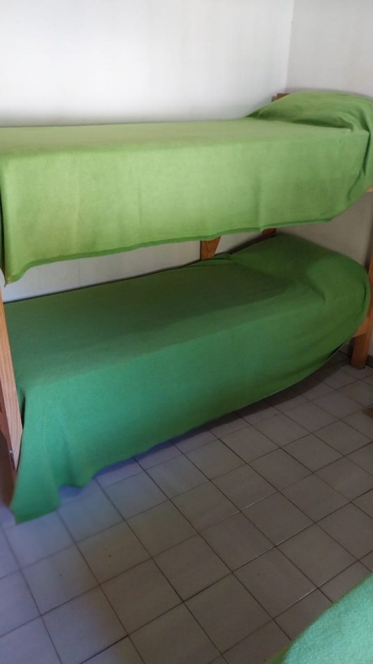 ALQUILER ANUAL- CASA DE 3 AMBIENTES ZONA SUR DE VILLA GESELL