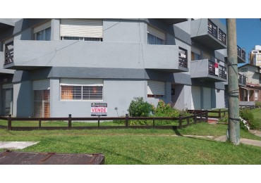 EN VENTA DEPARTAMENTO DE UN AMBIENTE FRENTE AL MAR EN VILLA GESELL ¡OPORTUNIDAD UNICA!