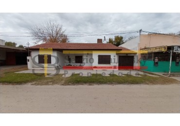 SE VENDE CASA DE 3 AMBIENTES EN MADARIAGA- APTA CREDITO!