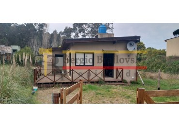 Alquiler Temporal en Mar Azul hasta 5 personas - Casa de 3 Ambientes con Amplio Parque