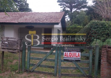 ALQUILER ANUAL- CASA DE 3 AMBIENTES MAS DEPARTAMENTO DE 1AMBIENTE EN ZONA SUR DE VILLA GESELL